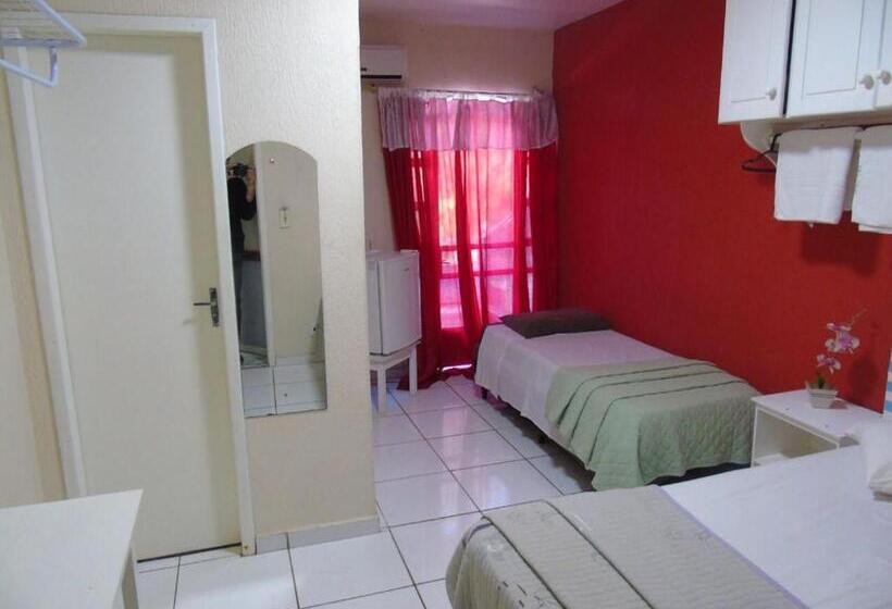 带阳台的三人标准间, Visk Palace Hotel E Restaurante