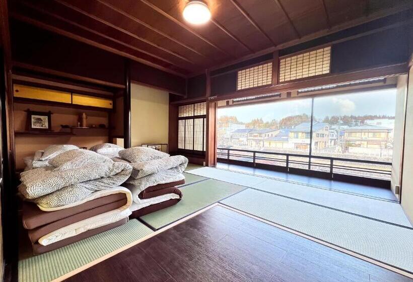 Quarto Quádruplo Standart Casa de Banho Partilhada, Hostel Miyagawa By Murasaki