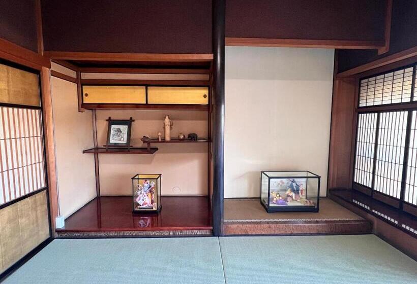 Quarto Quádruplo Standart Casa de Banho Partilhada, Hostel Miyagawa By Murasaki