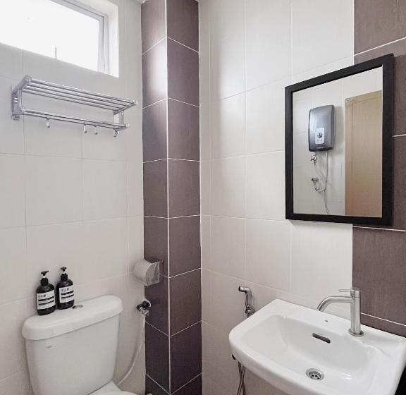 Номер Deluxe, Vilana