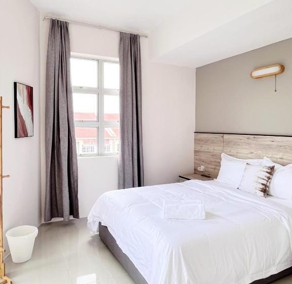 Номер Deluxe, Vilana