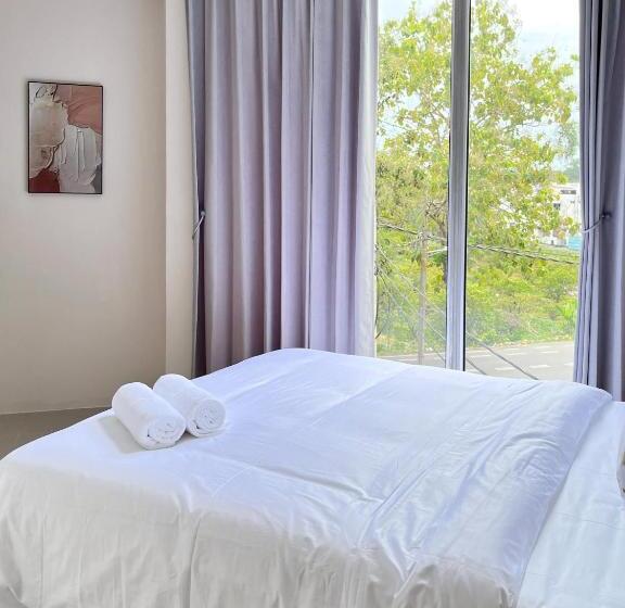 Номер Deluxe, Vilana