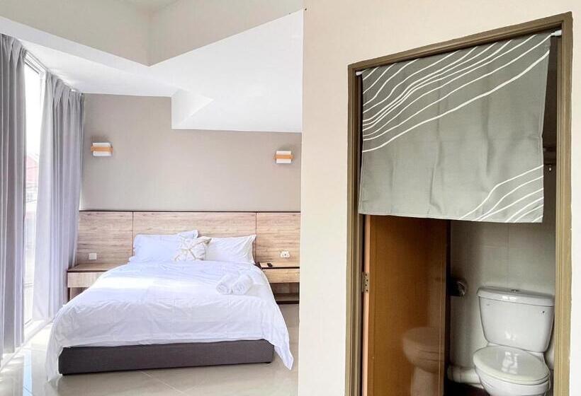 Номер Deluxe, Vilana