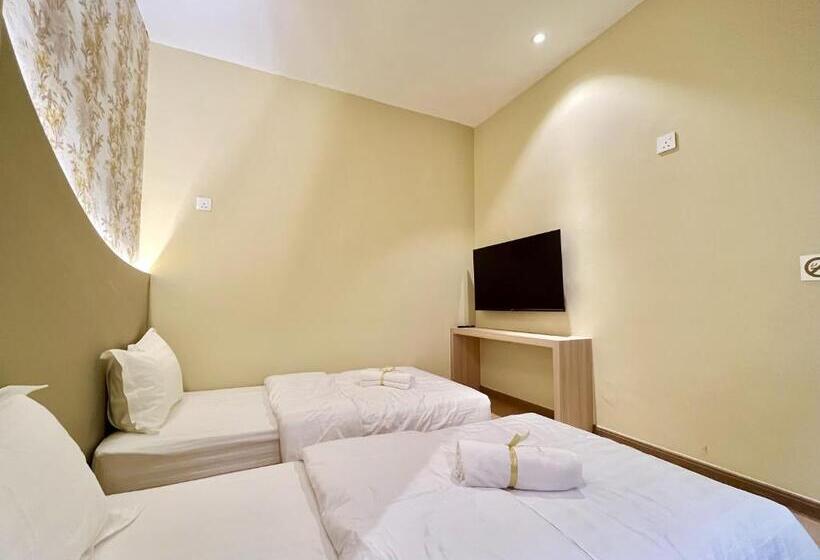 חדר דלוקס, Asimmy