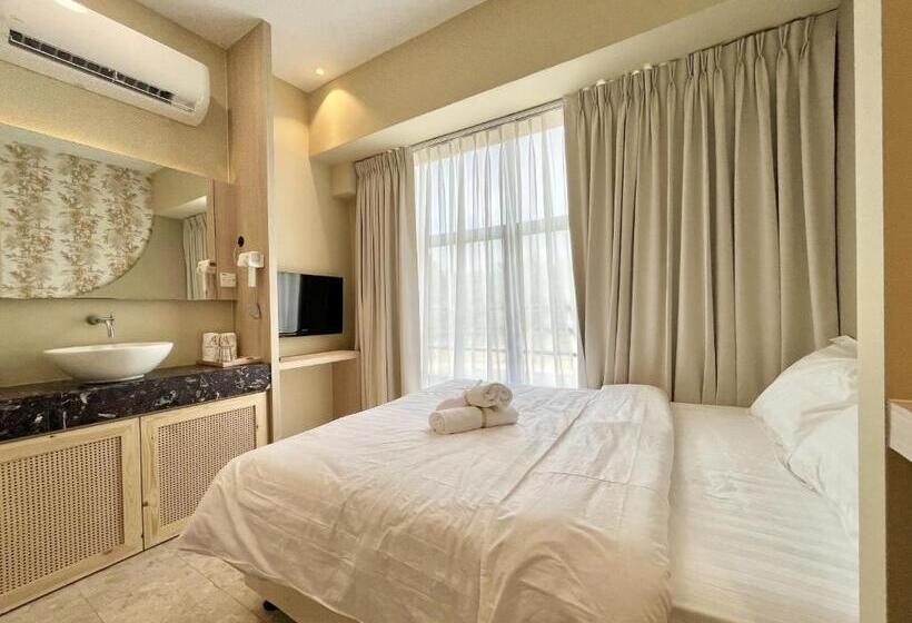 חדר סופריור, Asimmy