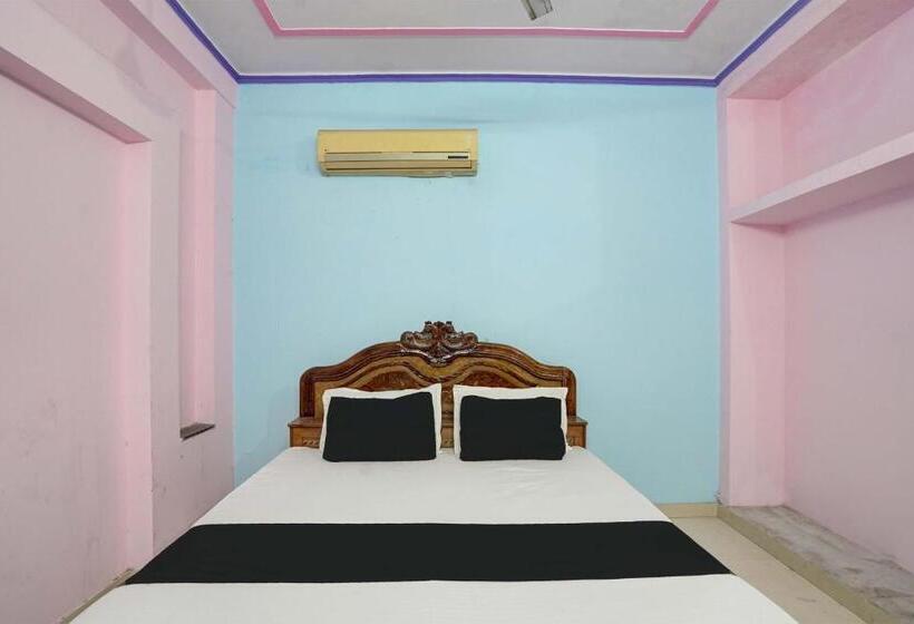 Трехместный Номер Классика, Oyo Red Rose