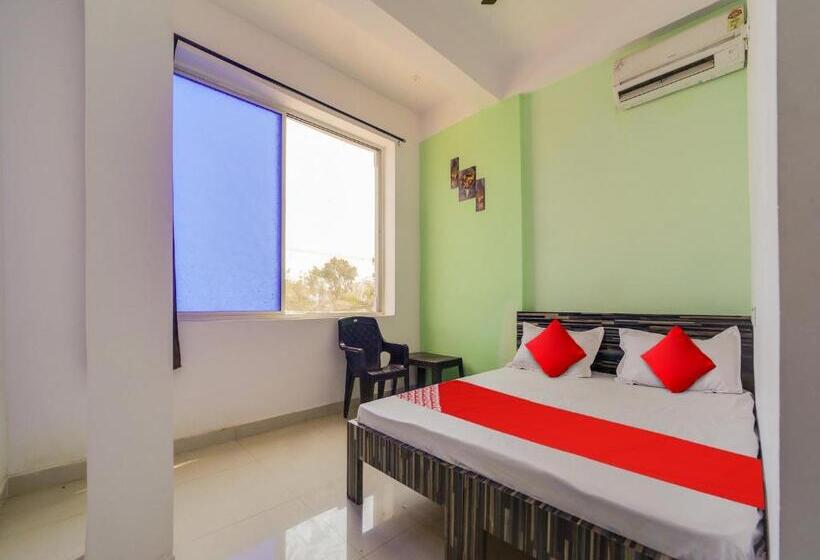 Triple Classic Room, Oyo Urvi Castle