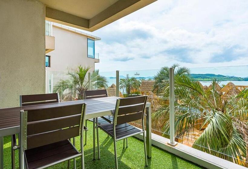 オーシャンビュースイート, Latterace Resort