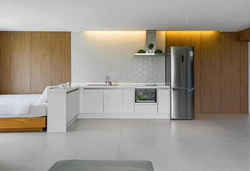 オーシャンビュースイート, Latterace Resort