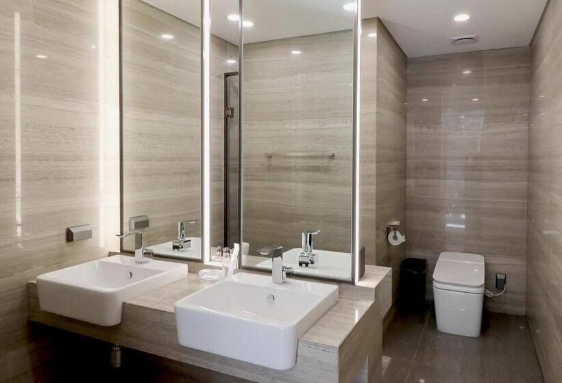 스위트, Latterace Resort