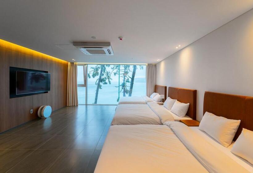 オーシャンビューのクラブルーム, Latterace Resort