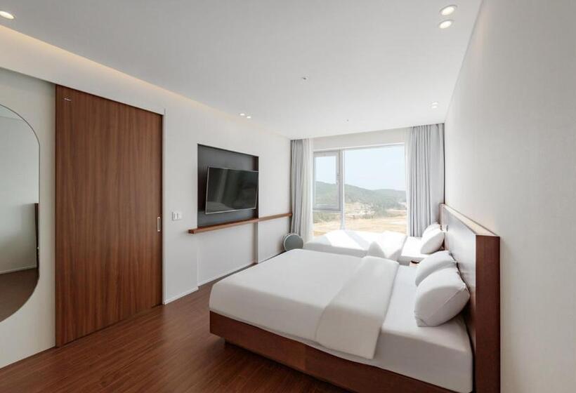 マウンテンビュースイート, Latterace Resort