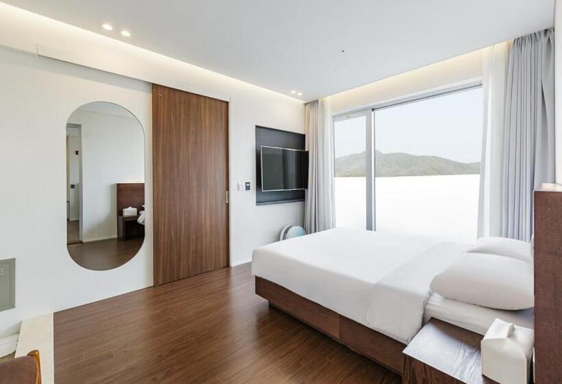 スイート（家族用）, Latterace Resort