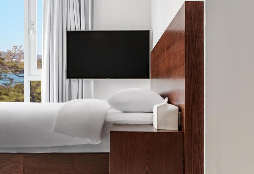 サイドシービュースイート, Latterace Resort