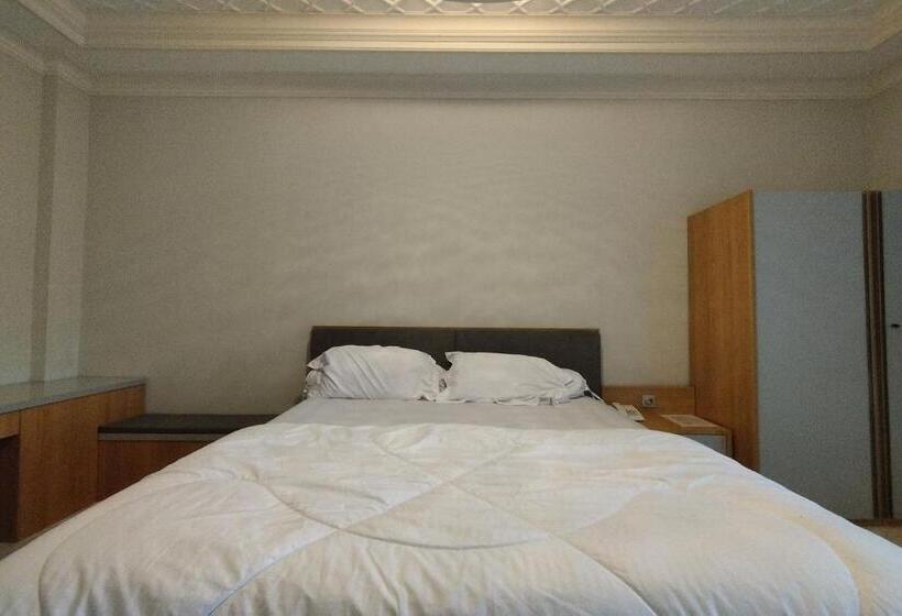 חדר דלוקס, Maulidia Hotel Syariah & Convention Center