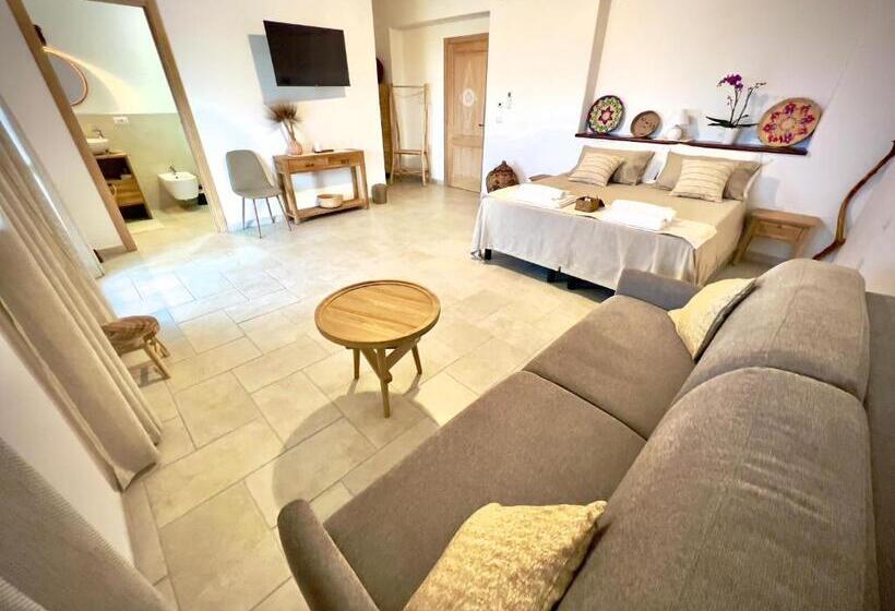 חדר דלוקס, Domus La Roccia