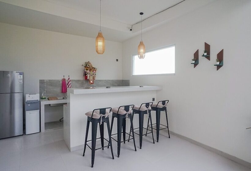 デラックスルーム, Kerti Suite