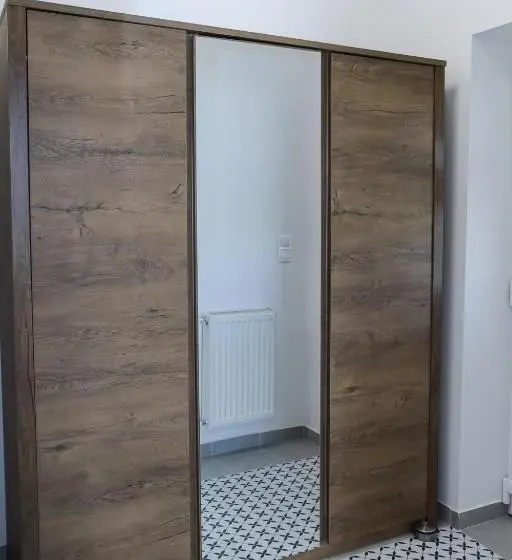 デラックスルーム, Cigándi Családi Panzió