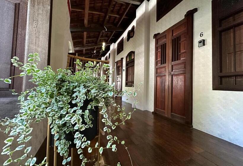اتاق لوکس خانوادگی, Le Meilleur Boutique Hotel@around Gurney