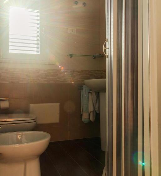 חדר סופריור עם מיטת קינג, Chill Garden Experience B&b