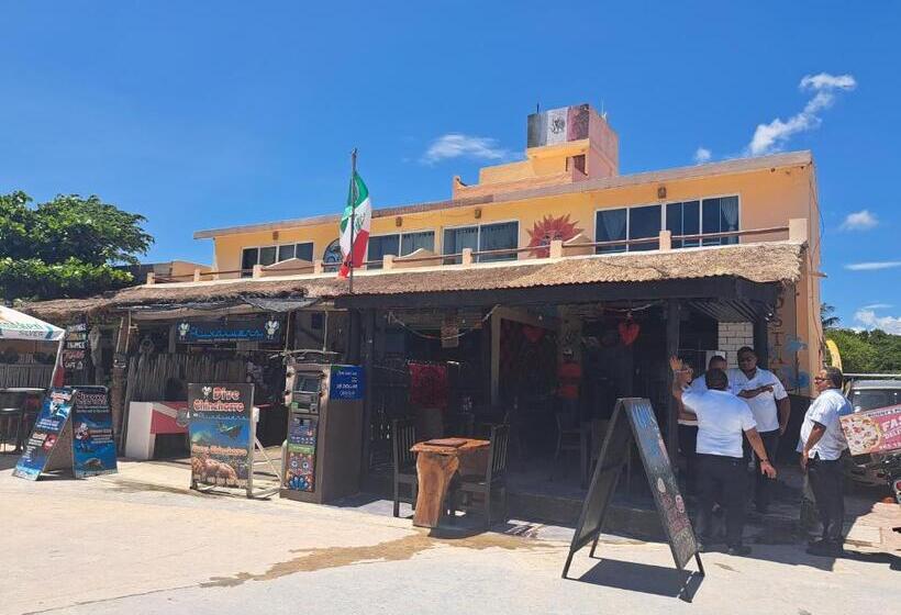 エコノミールーム, Hidden Jems Mahahual Hostel