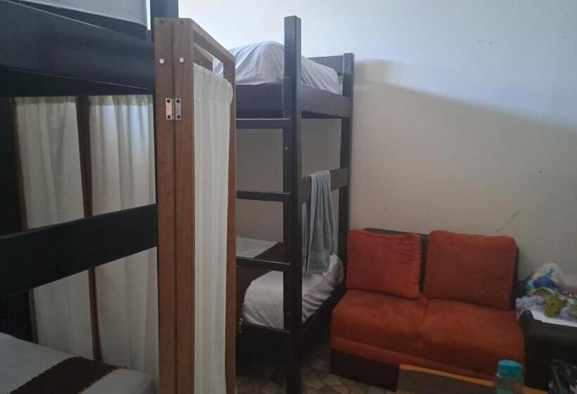 Кровать в Общей Комнате, Hidden Jems Mahahual Hostel