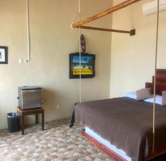 Люкс Deluxe Вид на Море, Hidden Jems Mahahual Hostel
