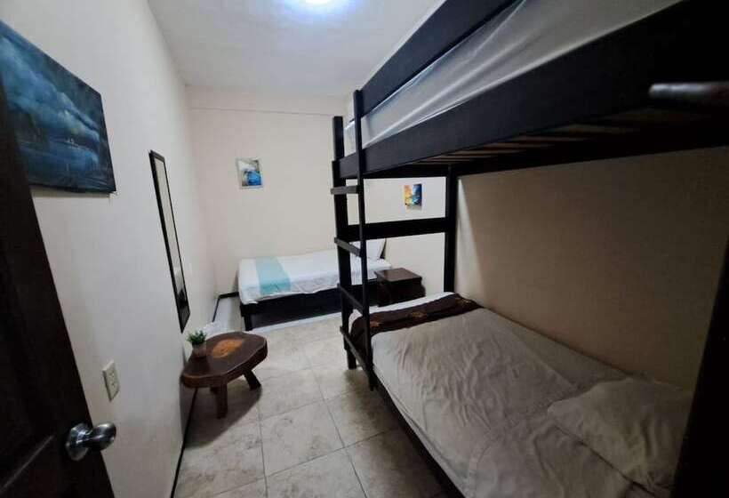 ファミリールーム, Hidden Jems Mahahual Hostel