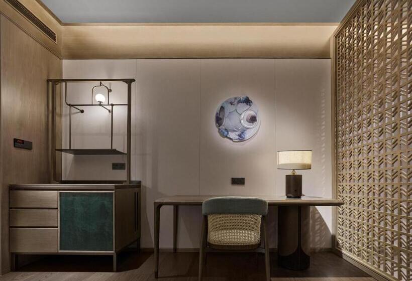 Стандартный Номер Кровать Кинг, Banyan Tree Suzhou Shishan