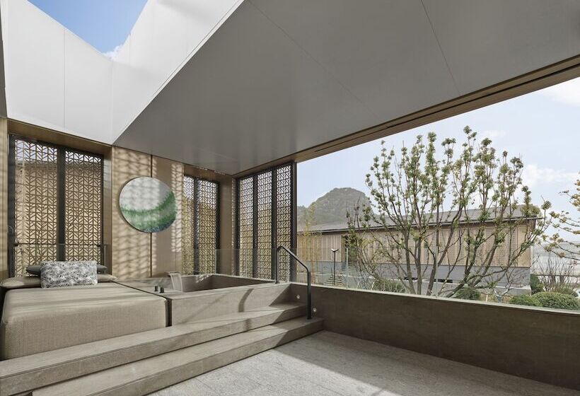 Люкс Вид на Горы, Banyan Tree Suzhou Shishan