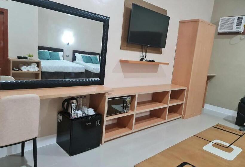 Семейный Номер, Blue Palm Mountain Resort