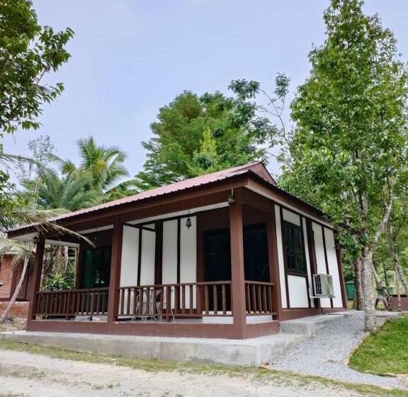 غرفة ديلوكس, D Impiana Riverview Chalet # Lenggong