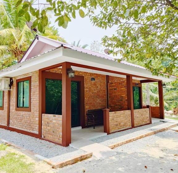 Номер Deluxe, D Impiana Riverview Chalet # Lenggong