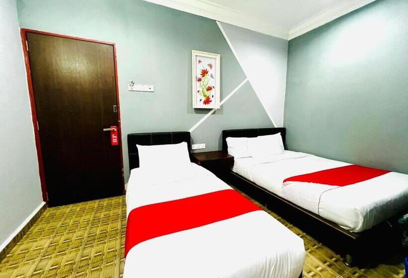 Номер Стандарт Трехместный, Daily Inn