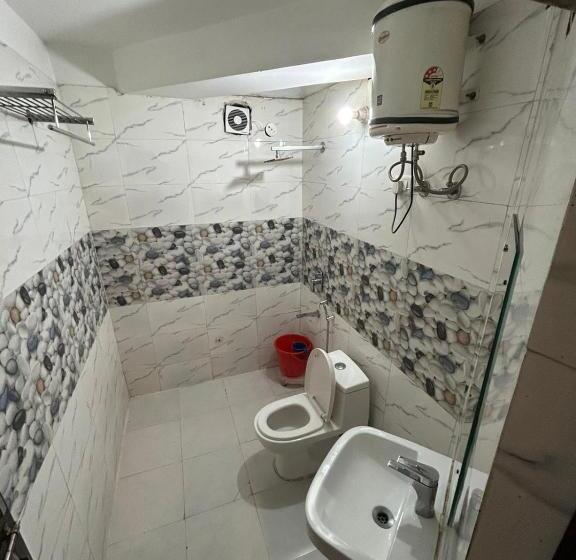 Suite Familiar, Kelvish Free Airport Pickup