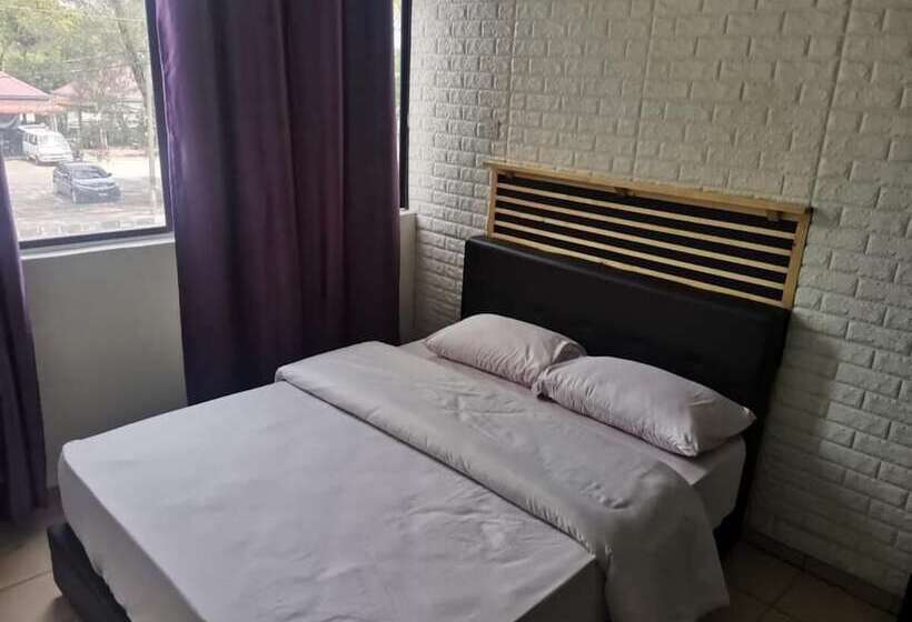 חדר דלוקס, Pine Lodge By Evr Previously Yss Indrawasih