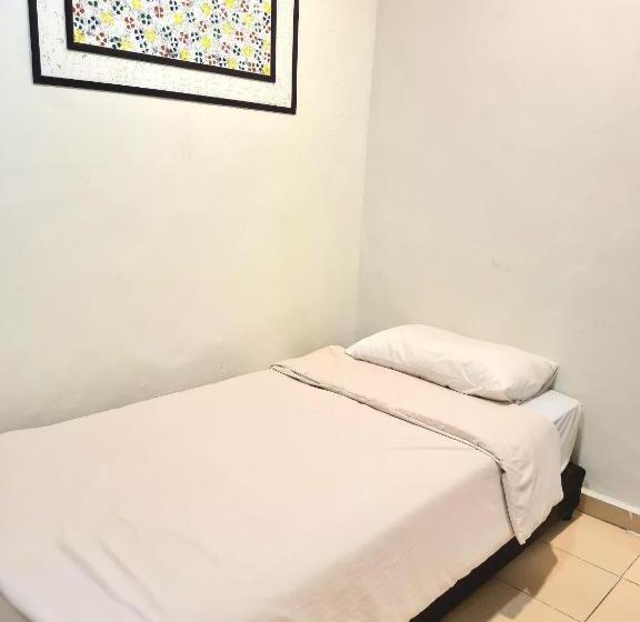 חדר סטנדרט יחיד, Pine Lodge By Evr Previously Yss Indrawasih