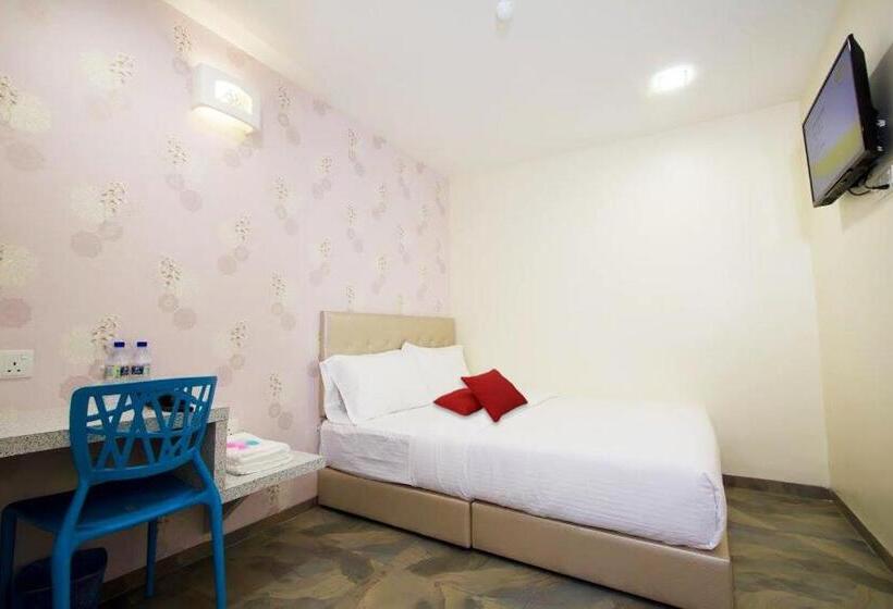 غرفة إقتصادية, Star Romantic