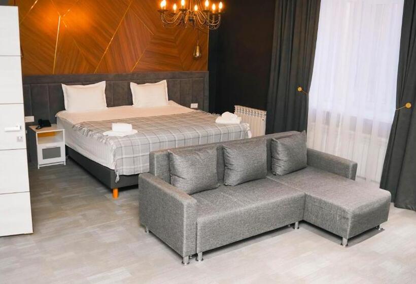 اتاق استاندارد سه نفره, Aisha Bibi Hotel & Spa Burabay