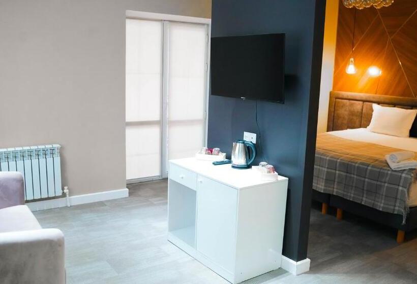 اتاق خانوادگی, Aisha Bibi Hotel & Spa Burabay