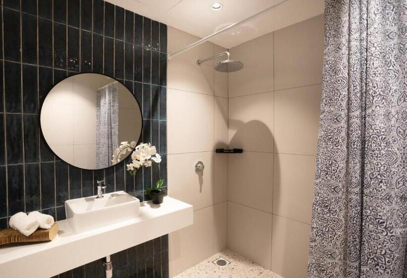 اتاق استاندارد, Ukiyo Suites