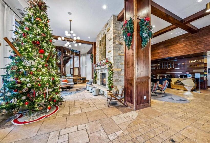 آپارتمان 1 خوابه با چشم‌انداز, Ski In & Out At Canyons, Pet Friendly, Cozy Fireplace, Sleeps 10