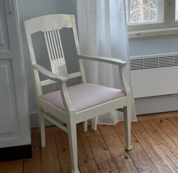 חדר סטנדרט חדר אמבטיה משותף, Officersvillorna, älvkarleby Vandrarhem