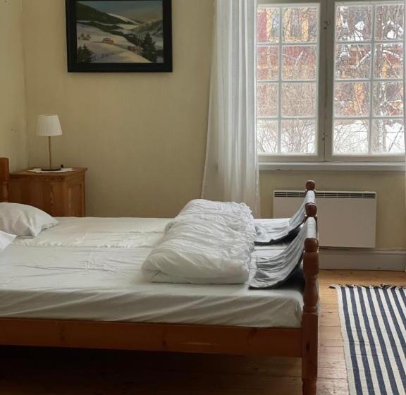 חדר משפחתי חדר אמבטיה משותף, Officersvillorna, älvkarleby Vandrarhem