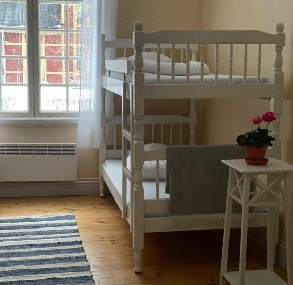 חדר משפחתי חדר אמבטיה משותף, Officersvillorna, älvkarleby Vandrarhem