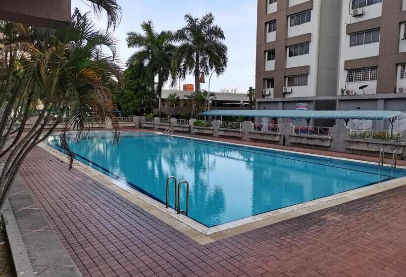 Номер Deluxe с Балконом, Ampang Hilir Kl City Boutique Residence