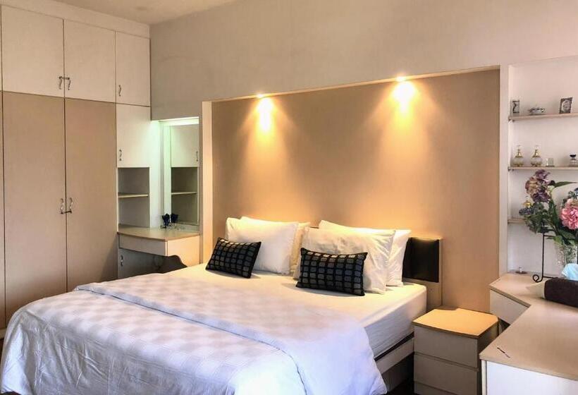 Family Suite, Guesthouse Khatib