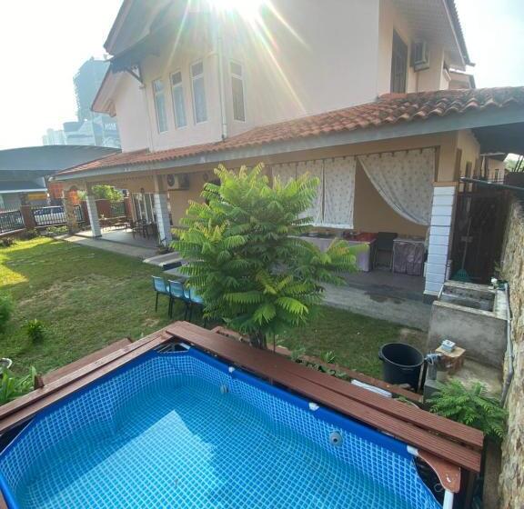 Family Suite, Guesthouse Khatib