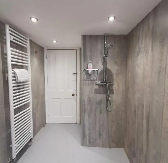 デラックスルーム, William Morris, Spacious Ground Floor Lux Double Bedroom