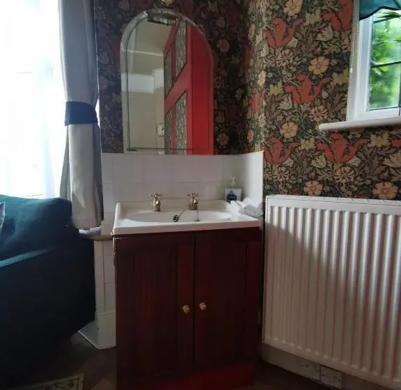 デラックスルーム, William Morris, Spacious Ground Floor Lux Double Bedroom